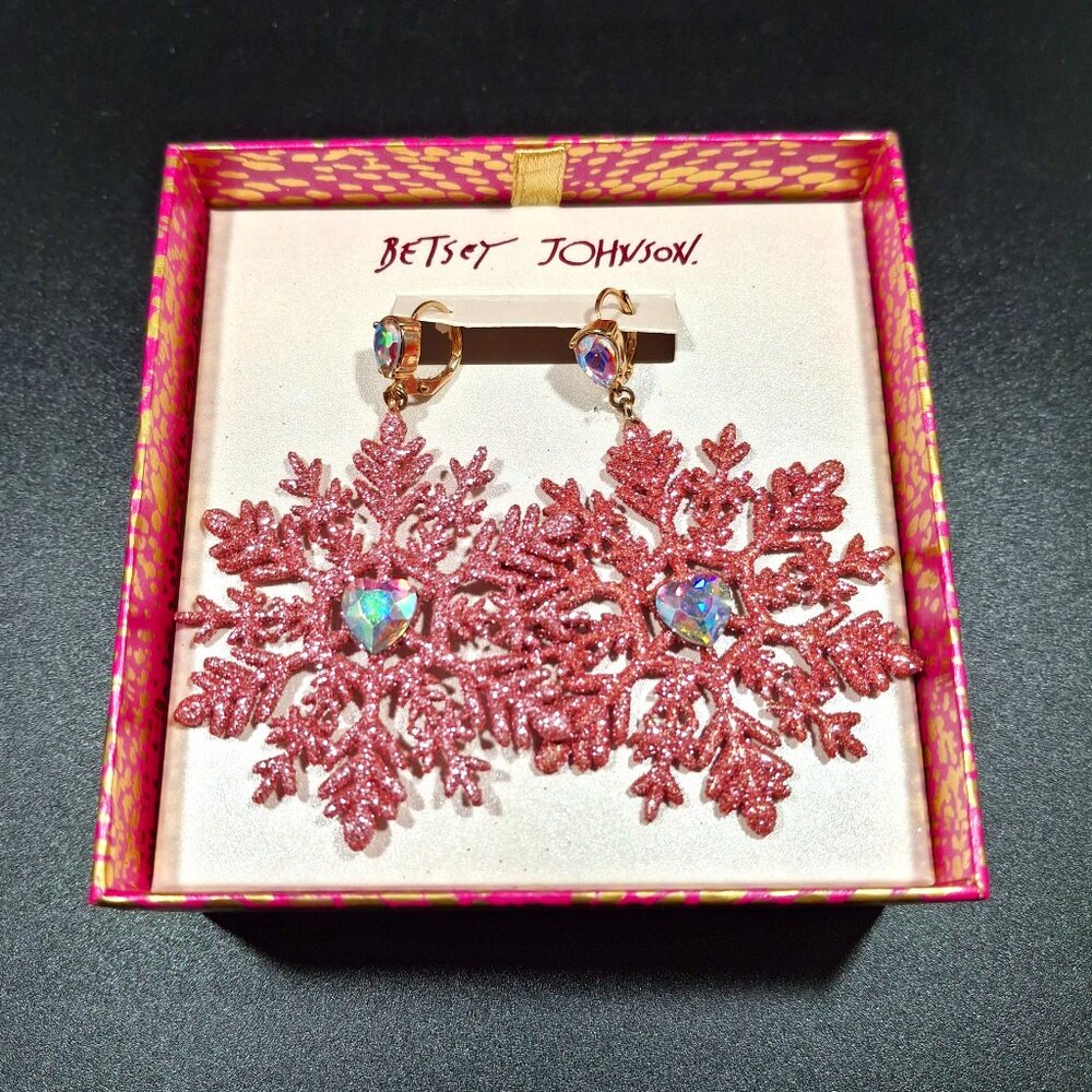 Betsey Johnson Nib Large Snowflake And Hearts Pin… - image 1
